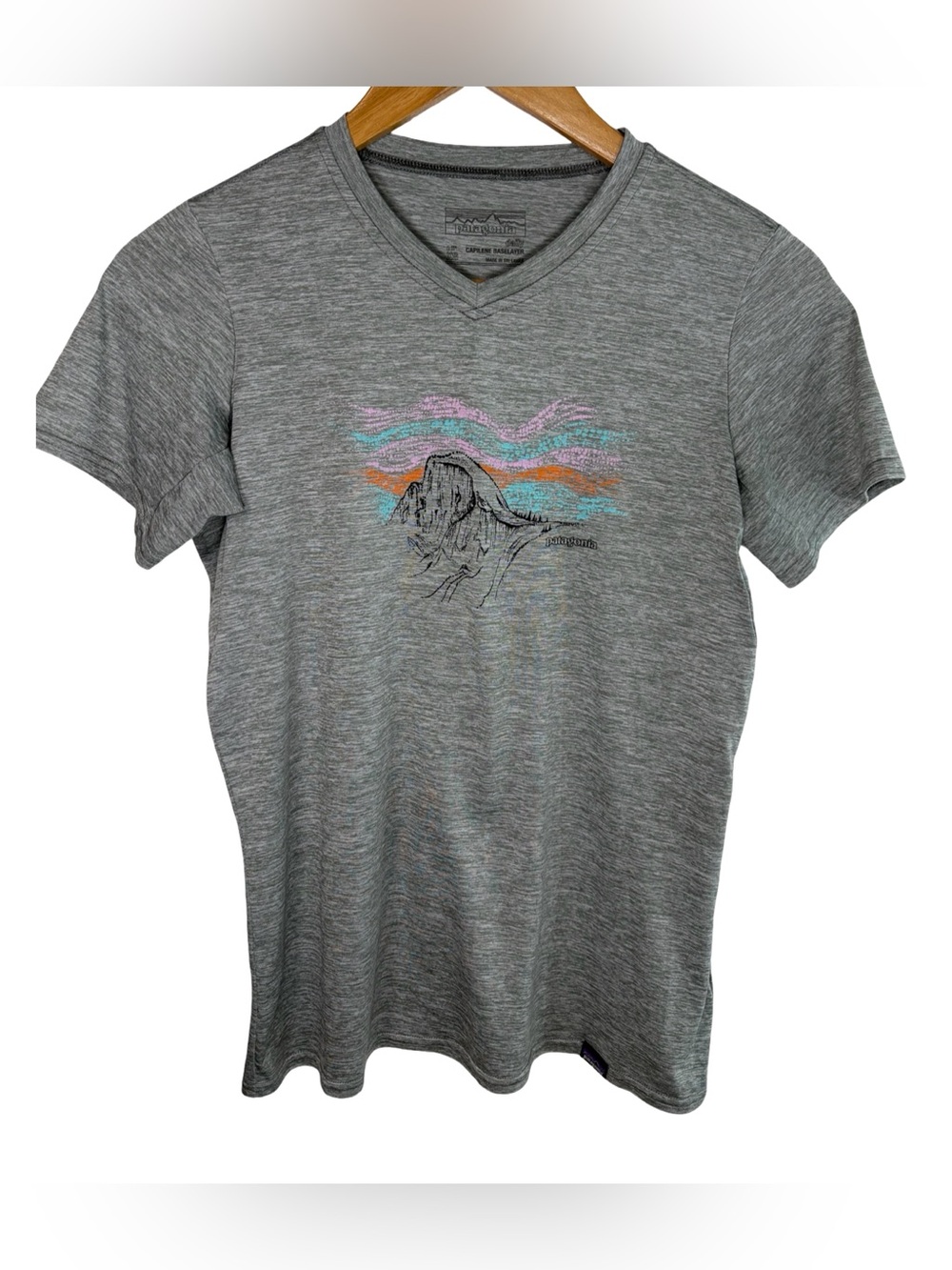 Patagonia Women's Capilene Cool Daily Graphic V-Neck shirt 053T
